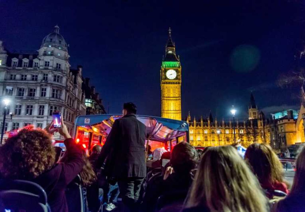 Tour Notturno Panoramico sul Bus