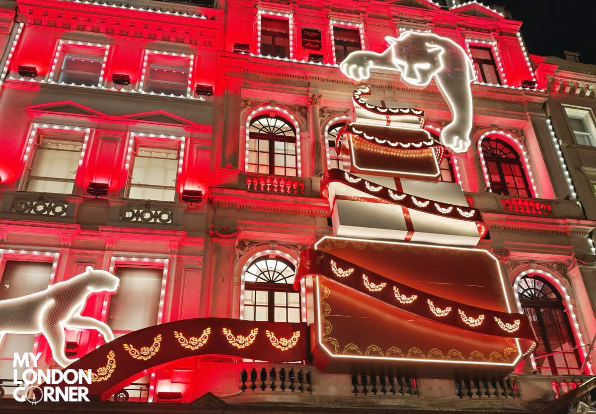Tour delle Luci di Natale e Mercatini a Londra a Piedi con Guida Italiana - foto 3 (St James's Piccadilly, 197 Piccadilly, London W1J 9LL)