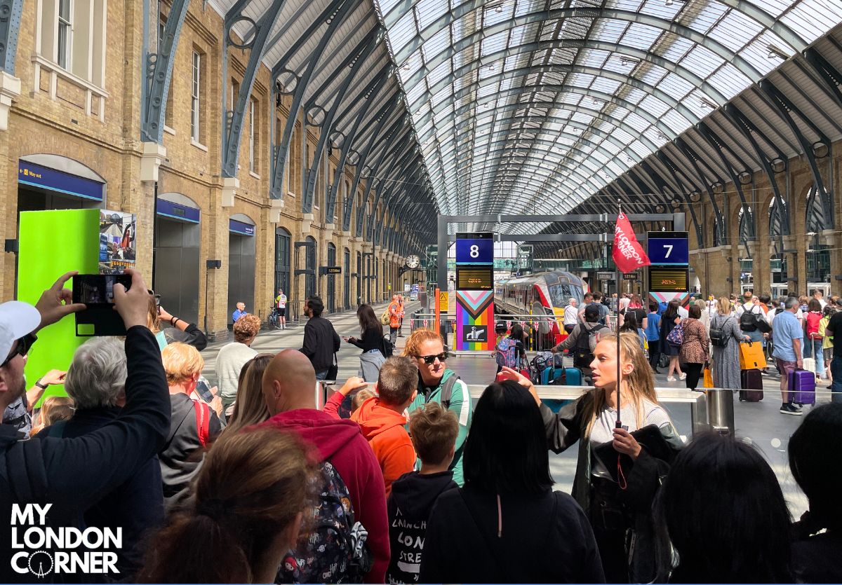 Tour di Harry Potter a Londra a Piedi con Guida Italiana - Halloween Edition - foto 3