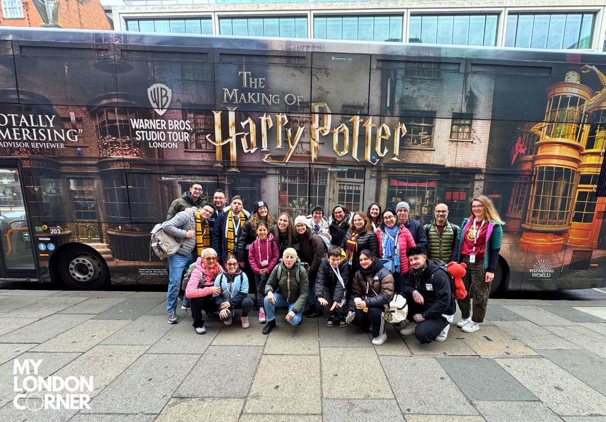 Warner Bros Studio Tour Bus