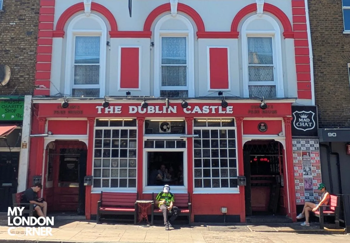 Tour Musicale di Londra a Piedi con Guida Italiana - foto 5 (Camden Town Station (uscita principale))